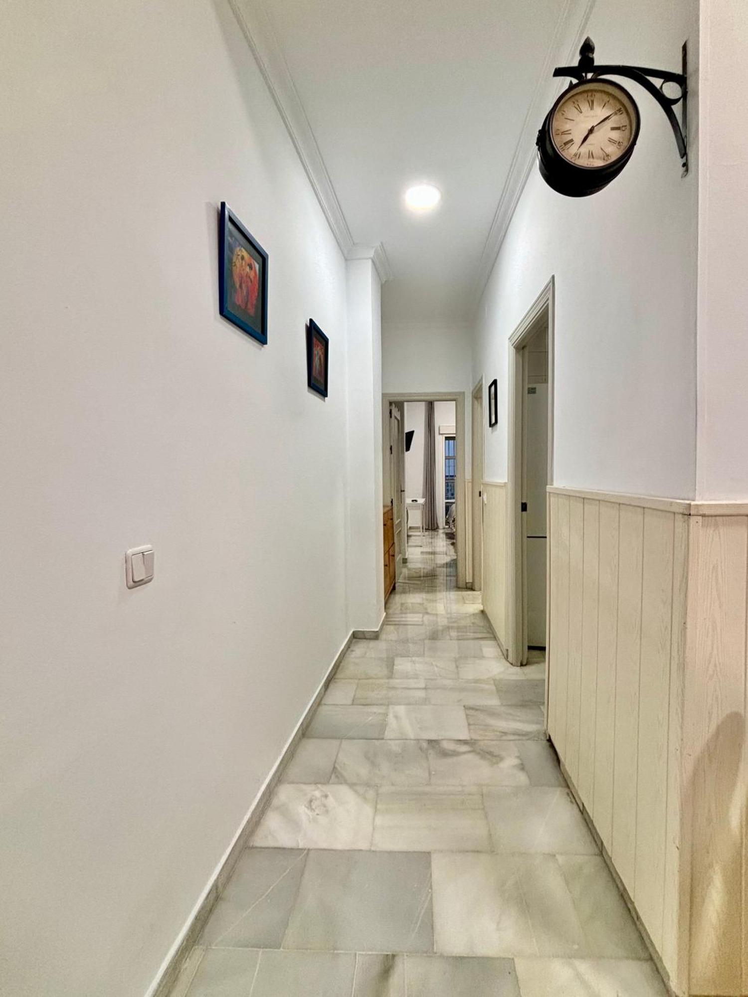 Апартаменти El Reloj Del Viajero 2 Севілья Екстер'єр фото
